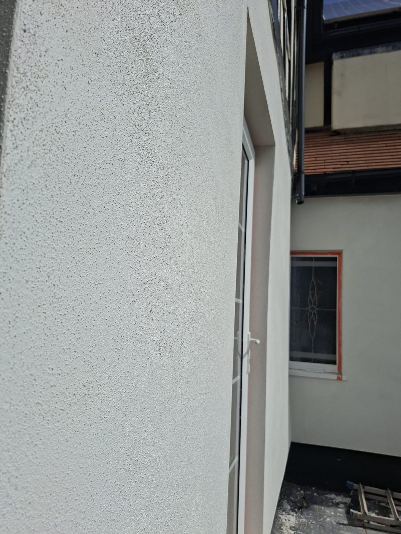 Silicone render by Ellis Plastering Services