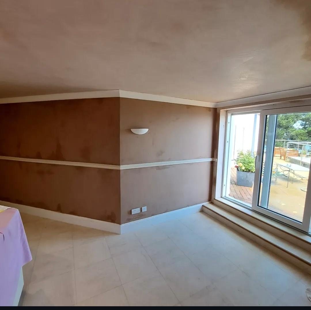 Skimming by Ellis Plastering Services